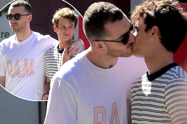 Photo of Sam Smith Angau Dengan Aktor 13 Reasons Why