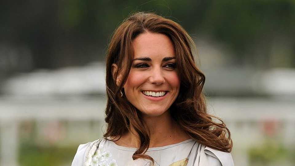 Photo of Kate Middleton Derma Rambut Pada Badan Kebajikan