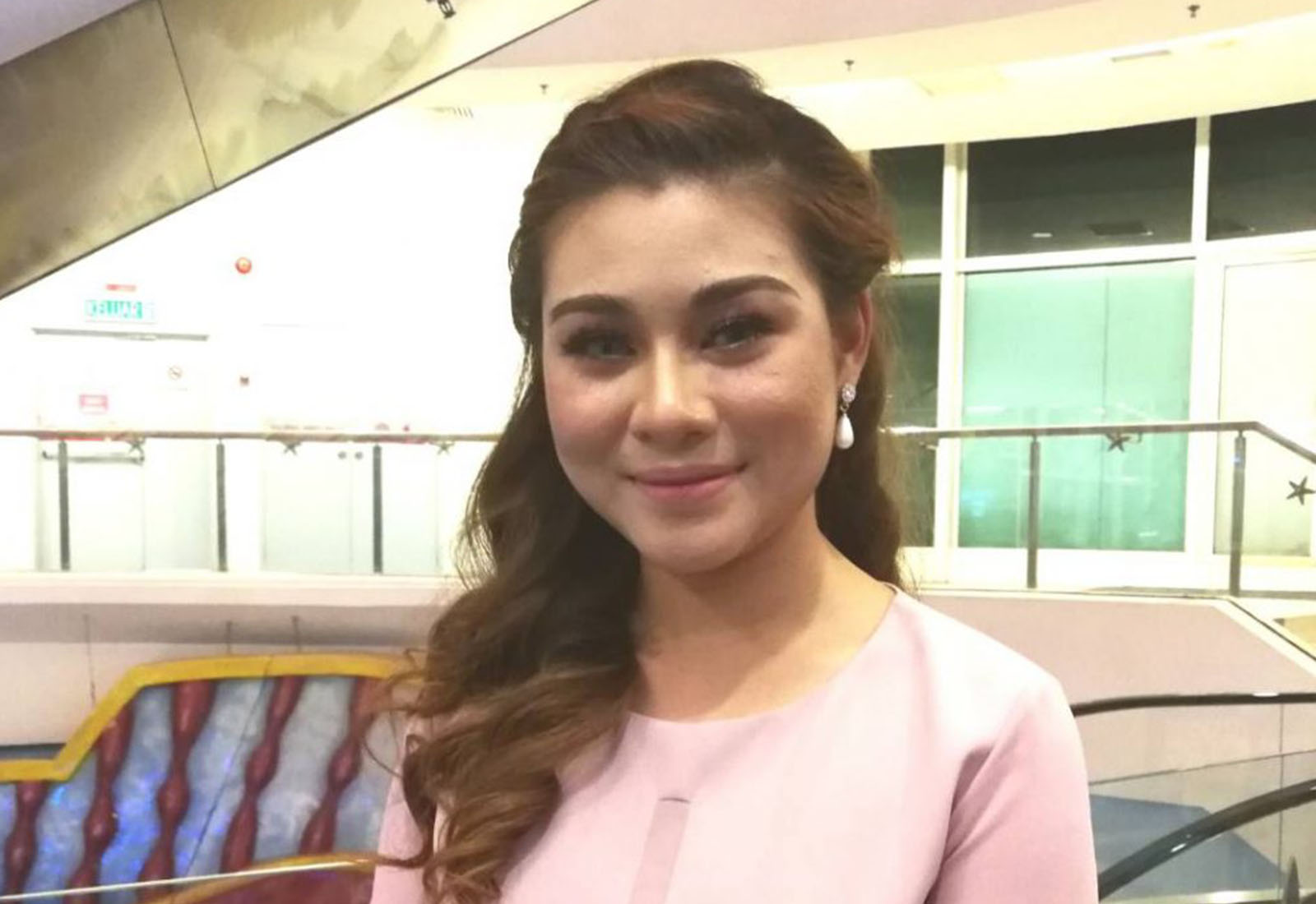 Photo of Risteena Banyak Berkawan, Sedang Cari Calon Suami Sesuai