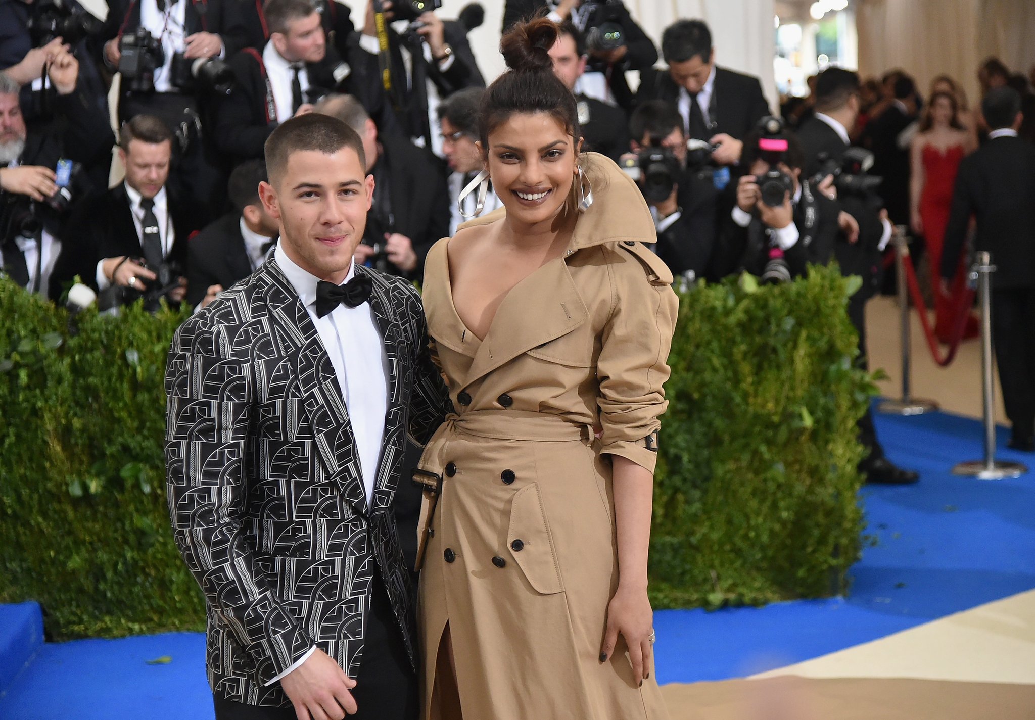 Photo of Nick Jonas Digosipkan Bercinta Dengan Aktres Priyanka Chopra