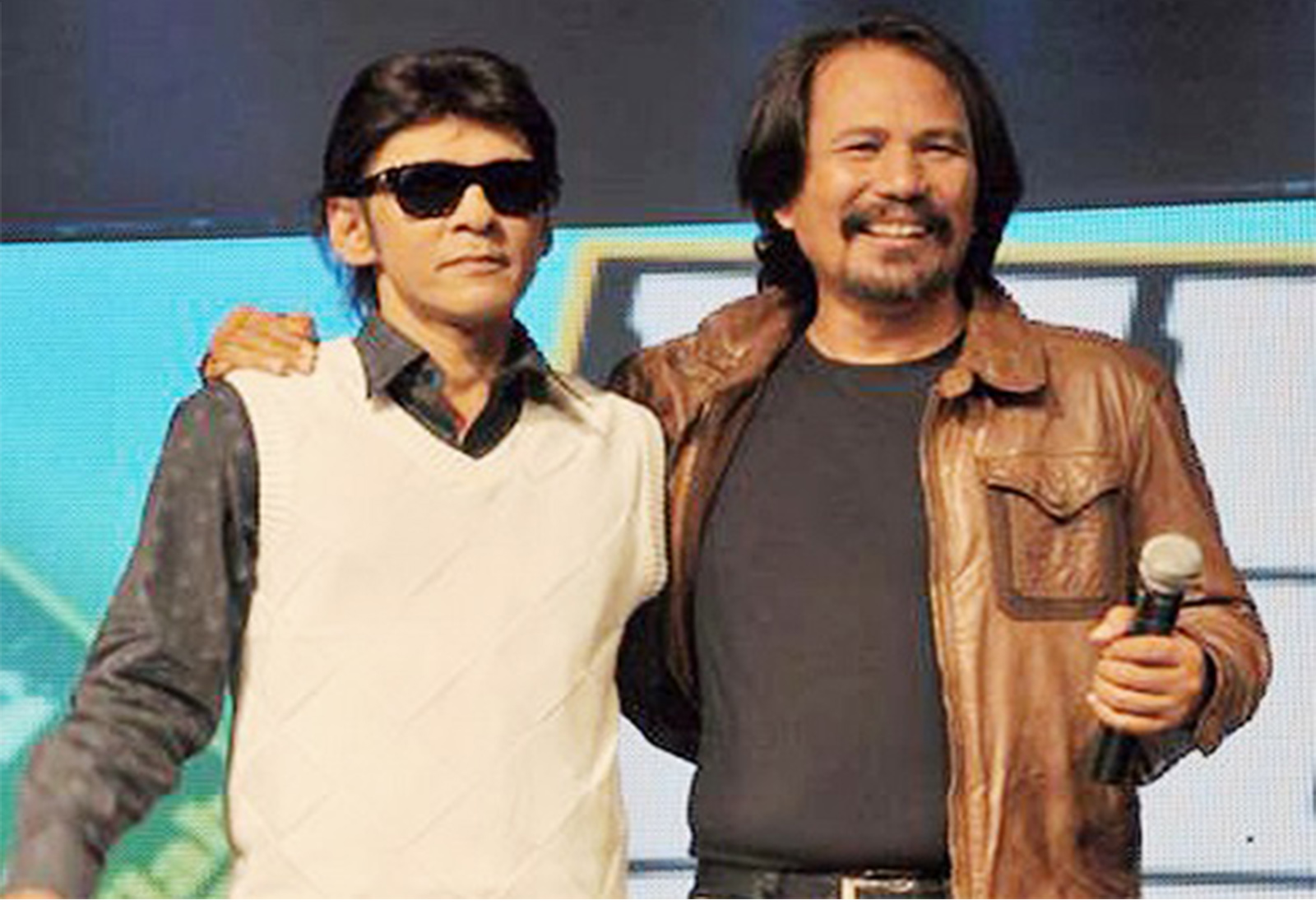 Photo of Tun Siti Hasmah Gesek Biola Konsert Jamal Abdillah & M. Nasir