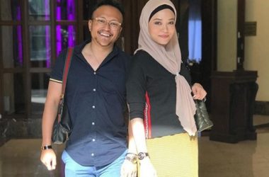 Angelina Tak Kekok Bawa Anak Pergi Tempat Tumpuan Umum