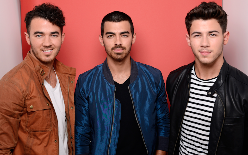 Photo of Jonas Brothers Akui ‘Cincin Kekal Teruna’ Sesuatu Yang Mengarut