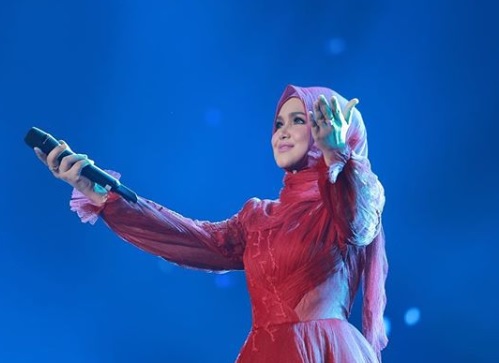 Photo of Aura Siti Nurhaliza Masih Berbisa, Kekal Penghibur No.1 Negara