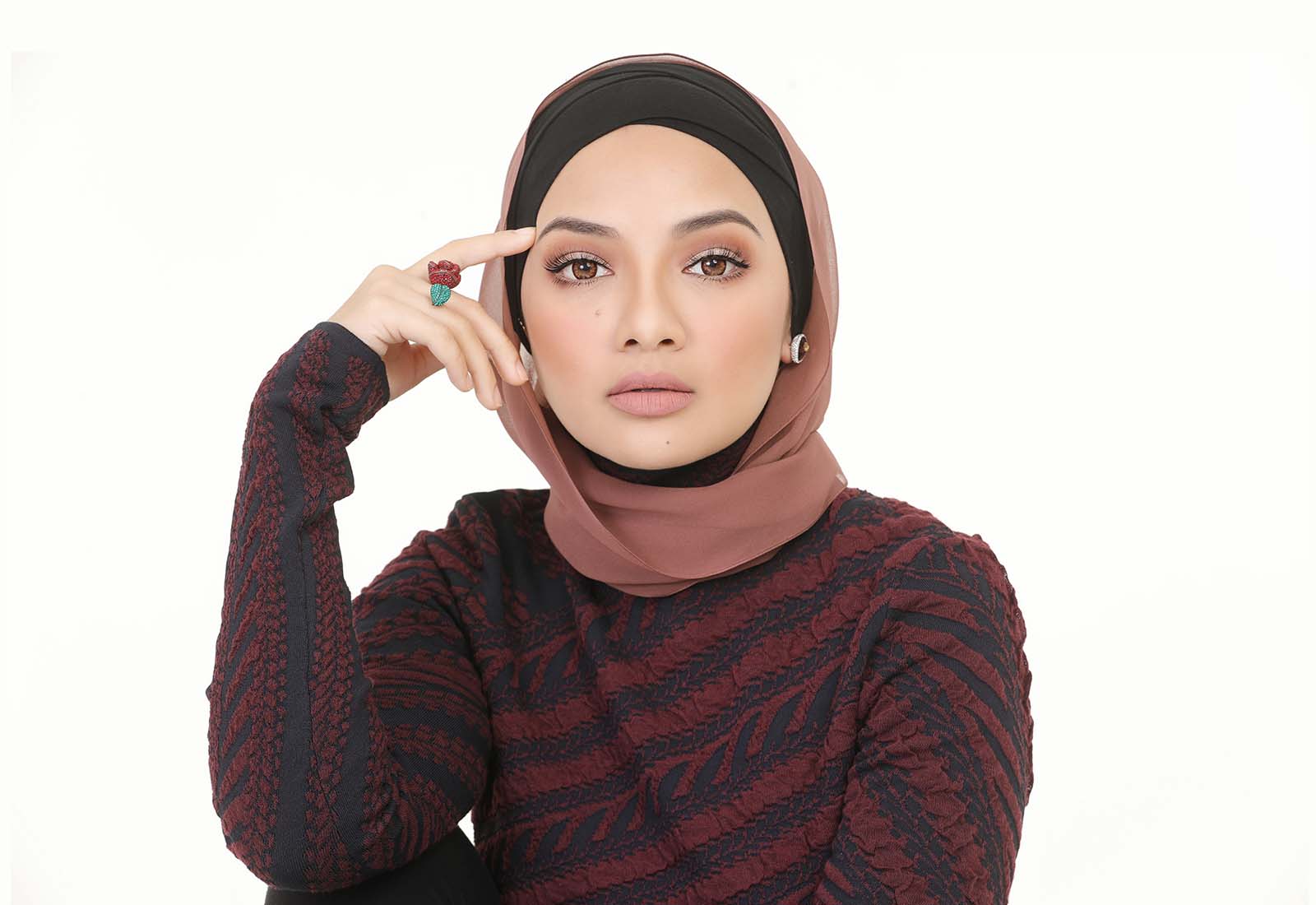 Neelofa Tidak Ambil Hati Dengan Teguran Dilemparkan 