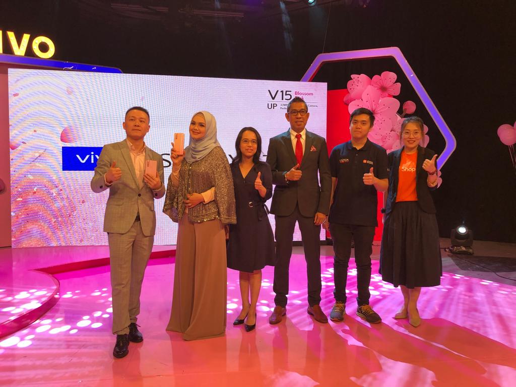 Photo of 1000 Pembeli Terawal Vivo V15 Dapat Baucer Simply Siti