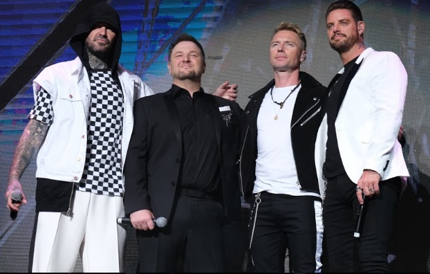 Photo of 5,000 Peminat Saksi Konsert Perpisahan Boyzone Di Shah Alam
