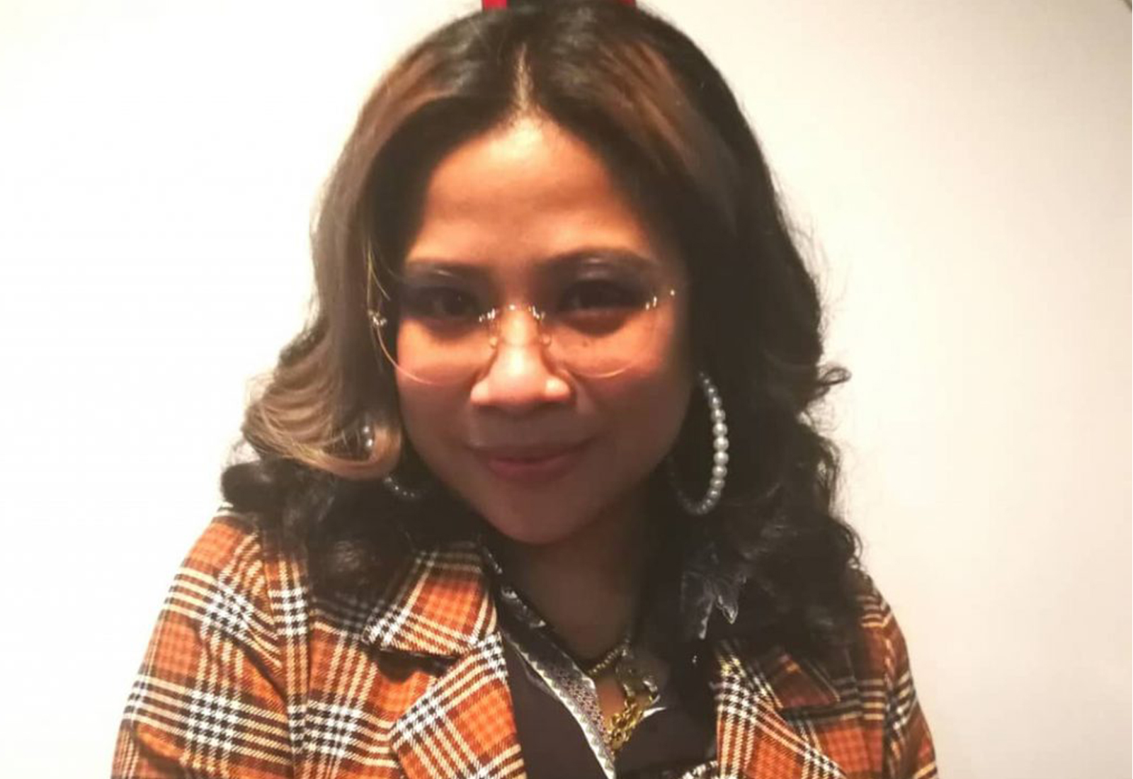 Photo of MV Lagu Baharu: Bukan Sokong LGBT, Sebaliknya Raikan Kasih Sayang – Zee Avi