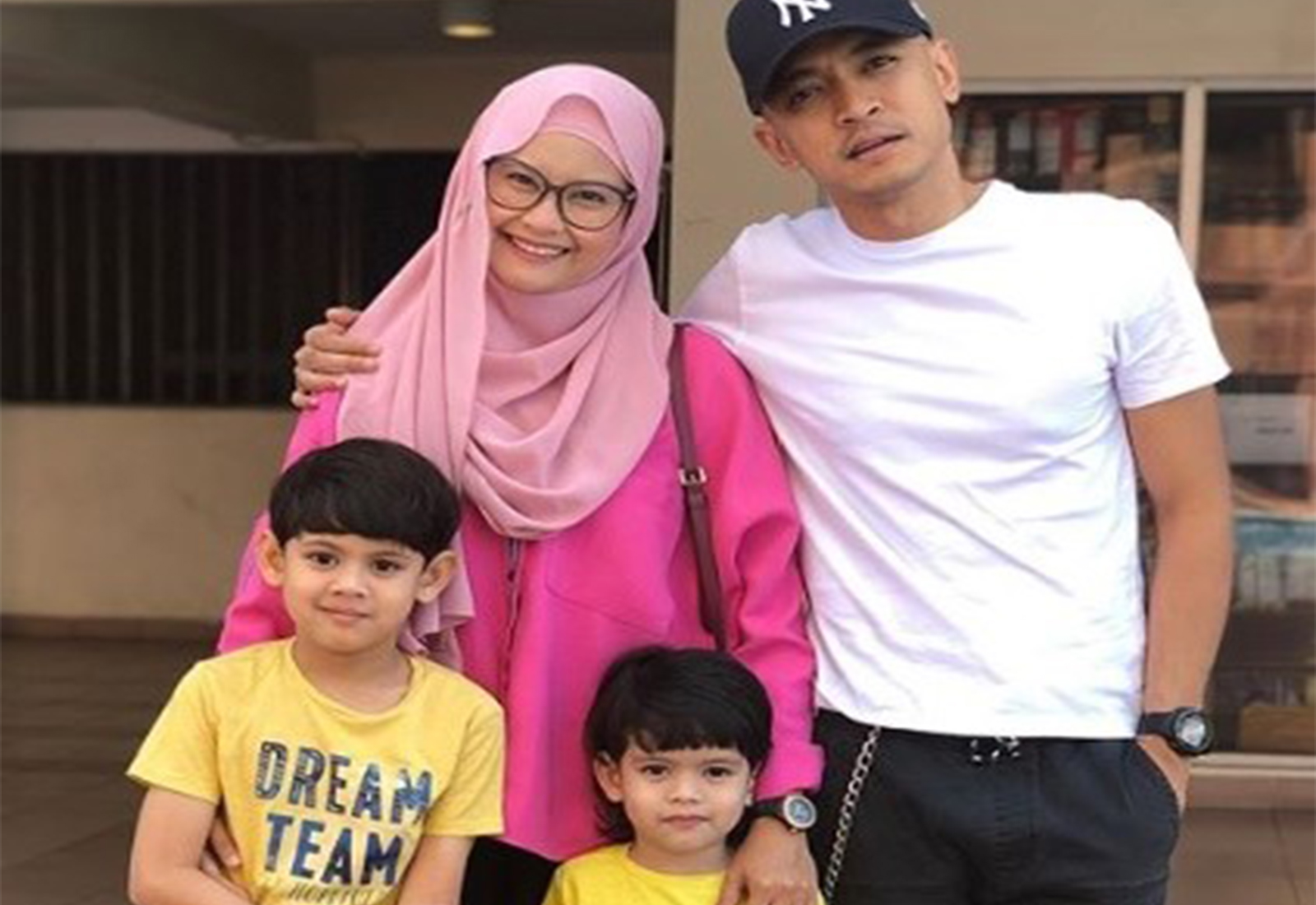 Photo of Arrian & Andra Bakal Dapat Adik, Tomok Umum Isteri Hamil