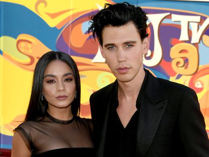 Photo of Hubungan Jarak Jauh Punca Vanessa Hudgens Putus Cinta?