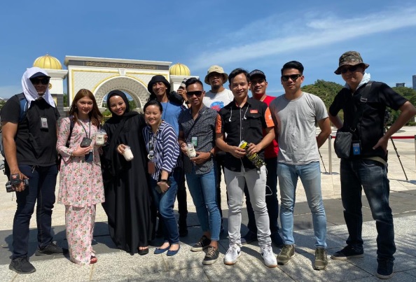 Photo of Hargai Media, Sarah Sumbang 200 Bubble Bee Di Istana Negara