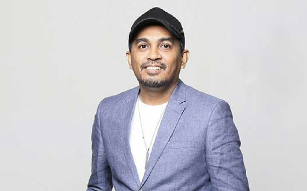 Photo of Penyanyi Lagu Januari, Glenn Fredly Disahkan Meninggal Dunia