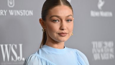 Photo of Dua Bulan Cuti Bersalin, Gigi Hadid Sudah Mula Kembali Bekerja