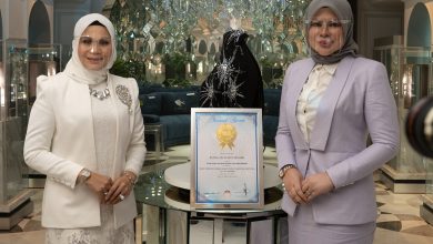 Photo of 100,000 Butir Batu Kristal Swarovski Menghiasi Butik Tudung Mewah Crystal World Bawal Exclusive