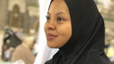 Photo of Siti Sarah Sudah Ditidurkan, Bakal Jalani Pembedahan Untuk Keluarkan Bayi Jika Oksigen Dalam Keadaan Baik