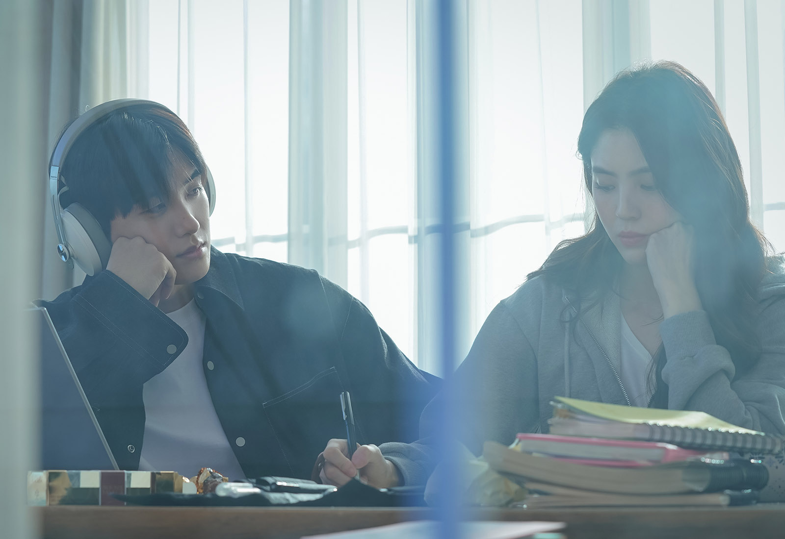 Soundtrack #1 Paparan Kisah Cinta Yang Terpendam Antara Dua Sahabat Karib