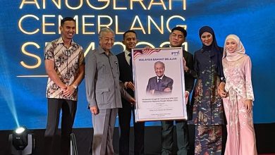Photo of PTTI Beri Penghargaan 335 Pelajar Sempena Majlis Anugerah Cemerlang SPM 2021