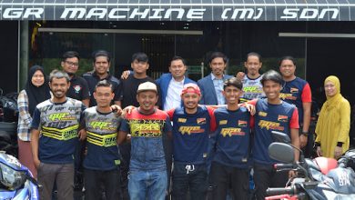 Photo of Acara Legacy Rider 1.0 Kumpul Belia-Belia Yang Terlibat Dalam Sukan Permotoran Seluruh Malaysia, Turut Disertai Ramai Artis Popular