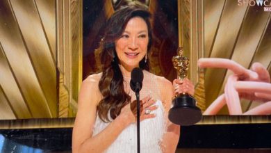 Photo of Michelle Yeoh Cipta Sejarah, Jadi Pelakon Kelahiran Malaysia Pertama Menang Anugerah Oscar… Dedikasi Kemenangan Buat Ibunya