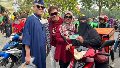 Photo of Kongsi Rezeki… Eskayvie Bersama Pak Nil Beri Duit Raya Kepada Lebih 600 ‘Rider’ E-Hailing