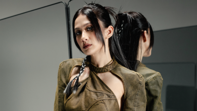 Photo of Cerminan Perjuangan Julia Duclos Dengan Konflik Dalaman Menerusi Single Baharu Look And See