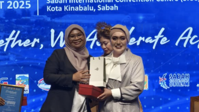 Photo of Azharina Wakili Anak Seni Di 1st ASEAN Women’s Conference, Angkat Suara Wanita Di Pentas Serantau